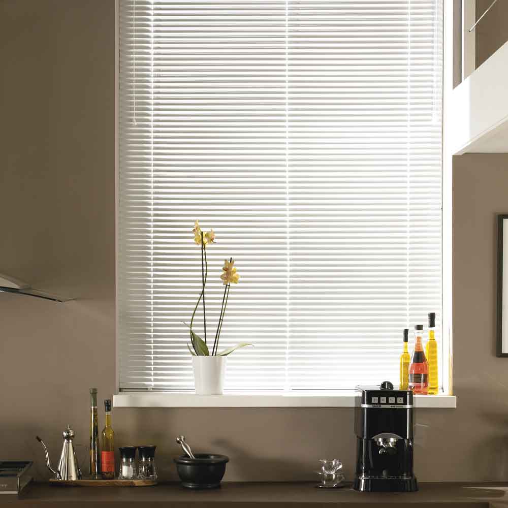 Venetian blinds in Southampton